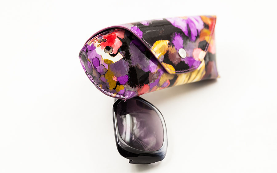 2021 Glasses Case A Colorful Eyeglasses Case That Looks Like A Leather Bag