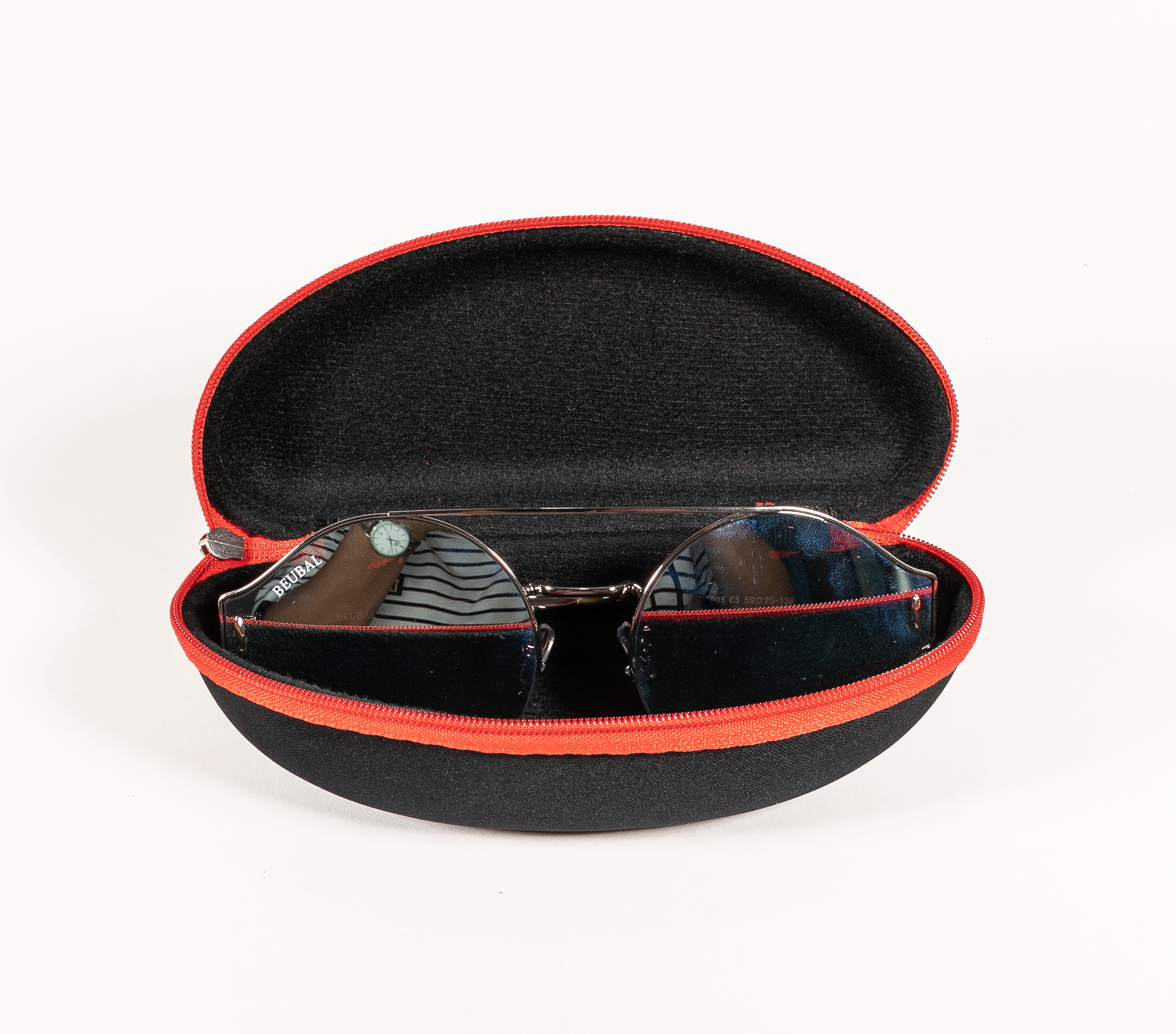 The 2021 Three-color, Zip-top Eyewear Case Looks Like A Fanny Pack