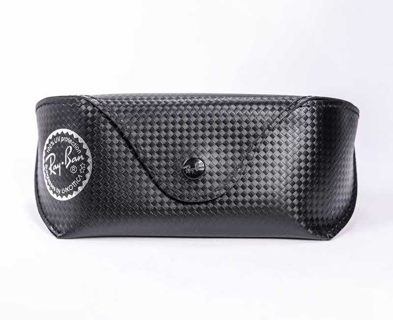 There Are Two Types of Black Glasses Cases Printed with The LOGO, Which Look Like A Leather Bag